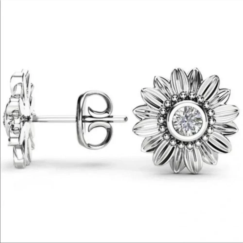 STERLING SILVER DIAMOND SUNFLOWER EARRINGS, BEAUTIFUL EARRINGS, CUTE EARRINGS. - Picture 2 of 3